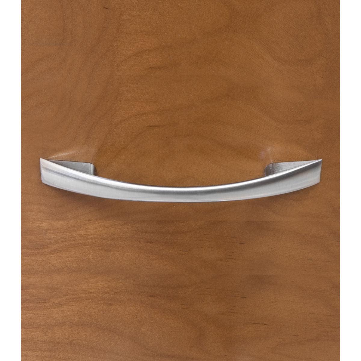 5.375"W Brushed Nickel Door/Drawer Pull P-3